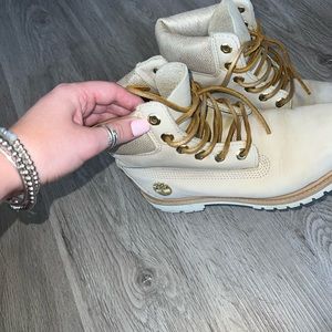 Light tan timberlands